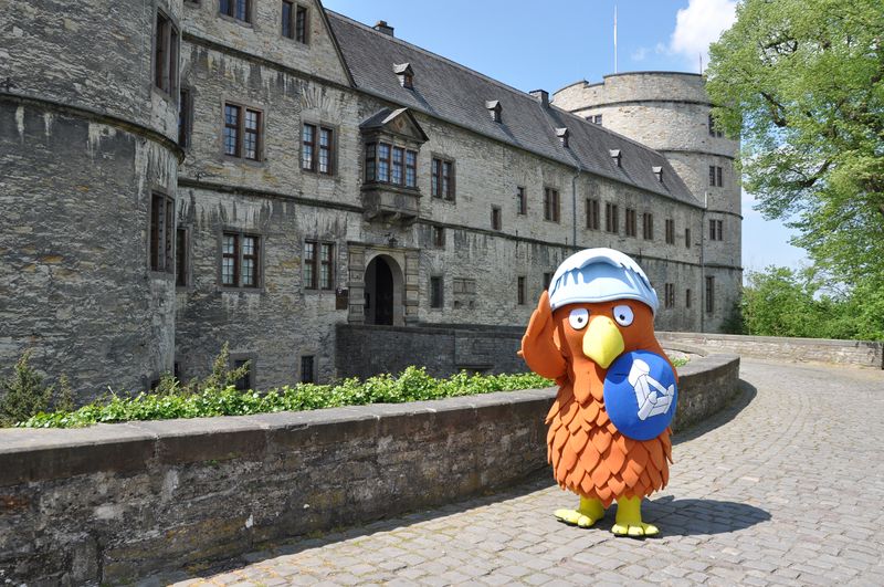 Maskottchen Falko